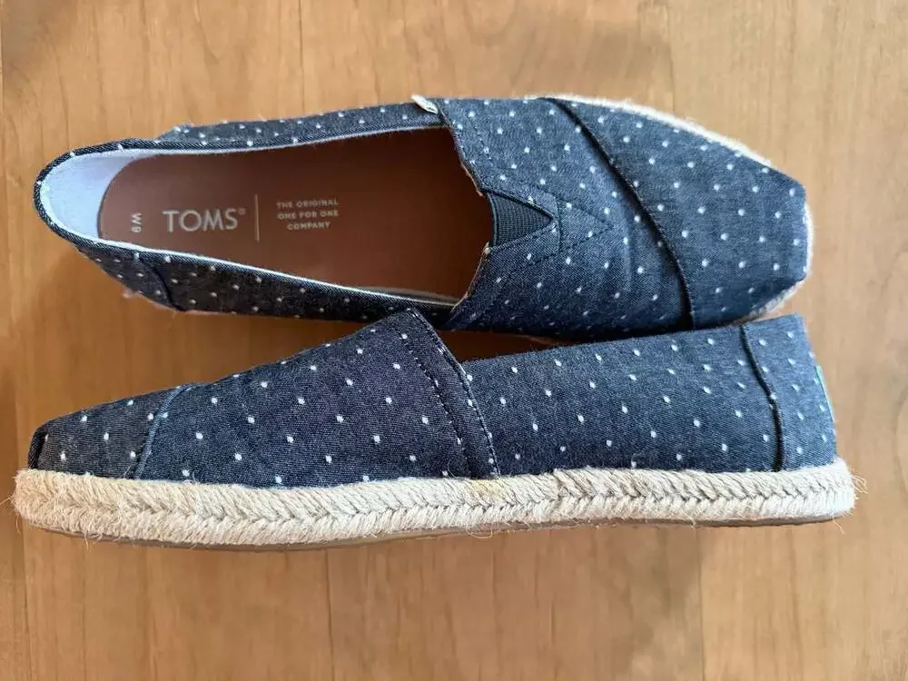 TOMS Women's Chambray Polka Dot Alpargata Espadrille Slip-on Shoes Sz 9